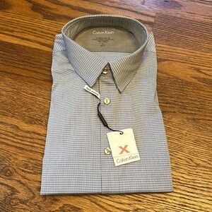 NWT Calvin Klein Button Down Shirt; 17 - 17.5. 36/37